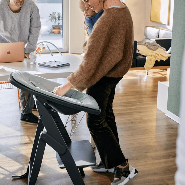 Moji Hochstuhl Yippy Inklusive Neugeborenenaufsatz Cloud Rose 3 Moji Hochstuhl Yippy Inklusive Neugeborenenaufsatz Cloud Rose